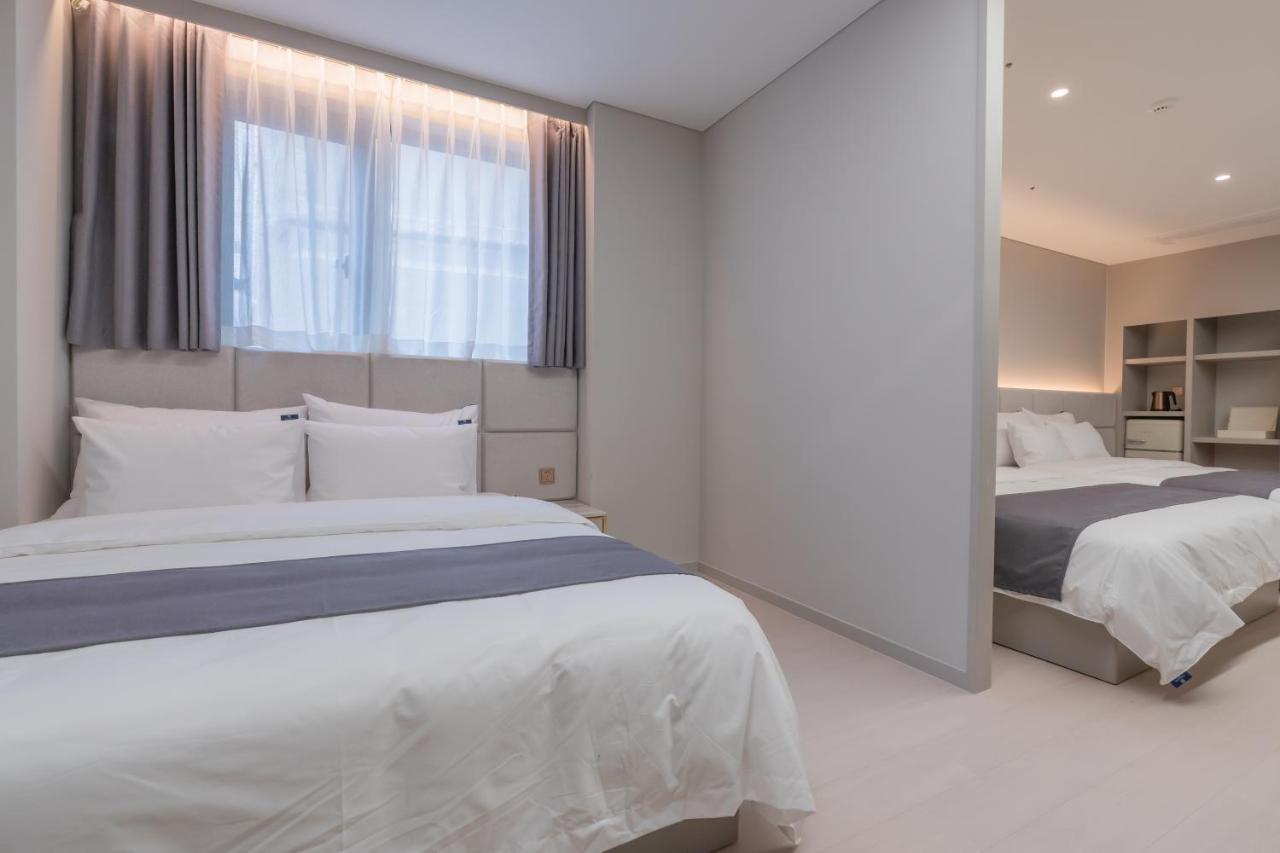 Denbasta Central Hotel Seomyeon Busan Eksteriør billede