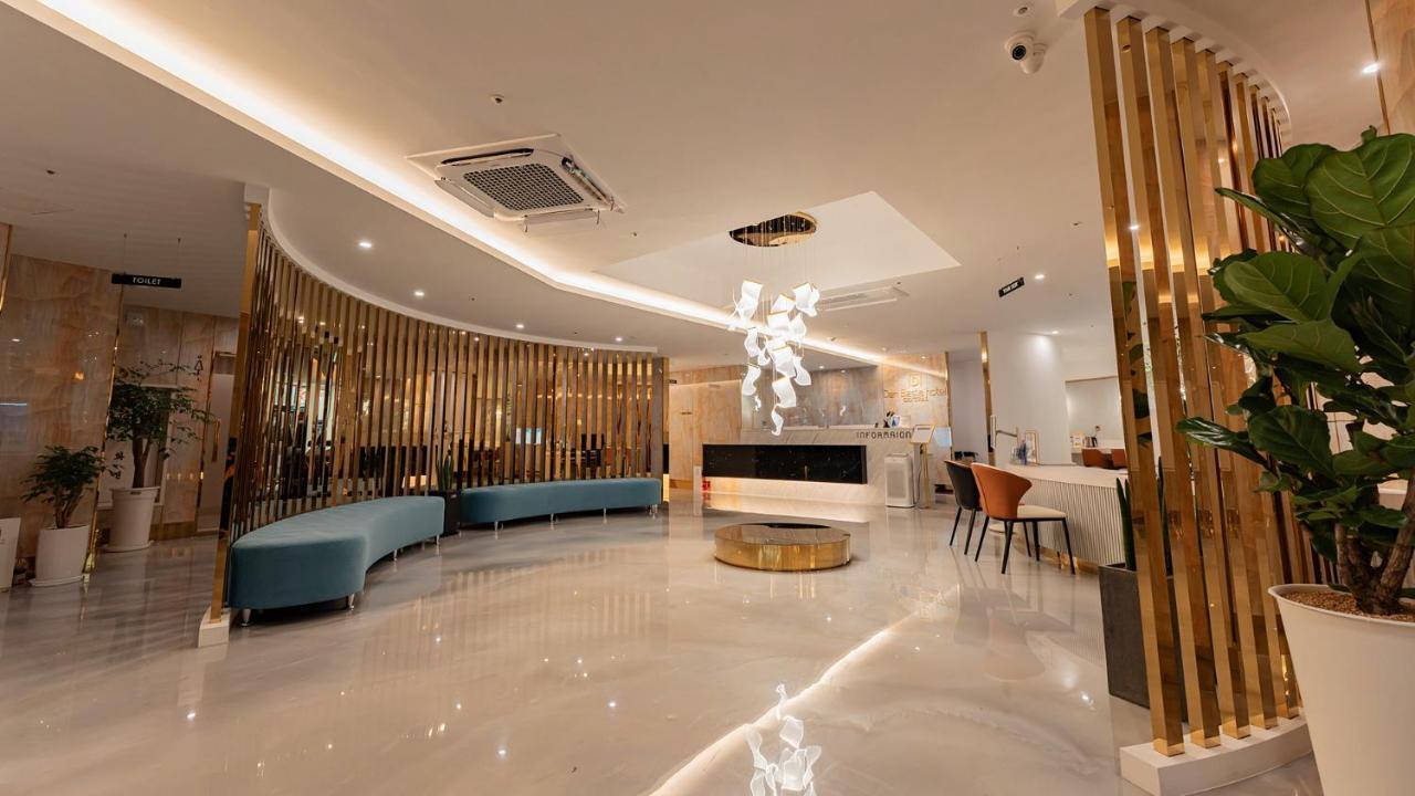 Denbasta Central Hotel Seomyeon Busan Eksteriør billede
