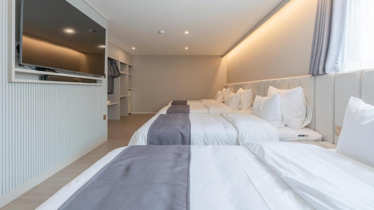 Denbasta Central Hotel Seomyeon Busan Eksteriør billede