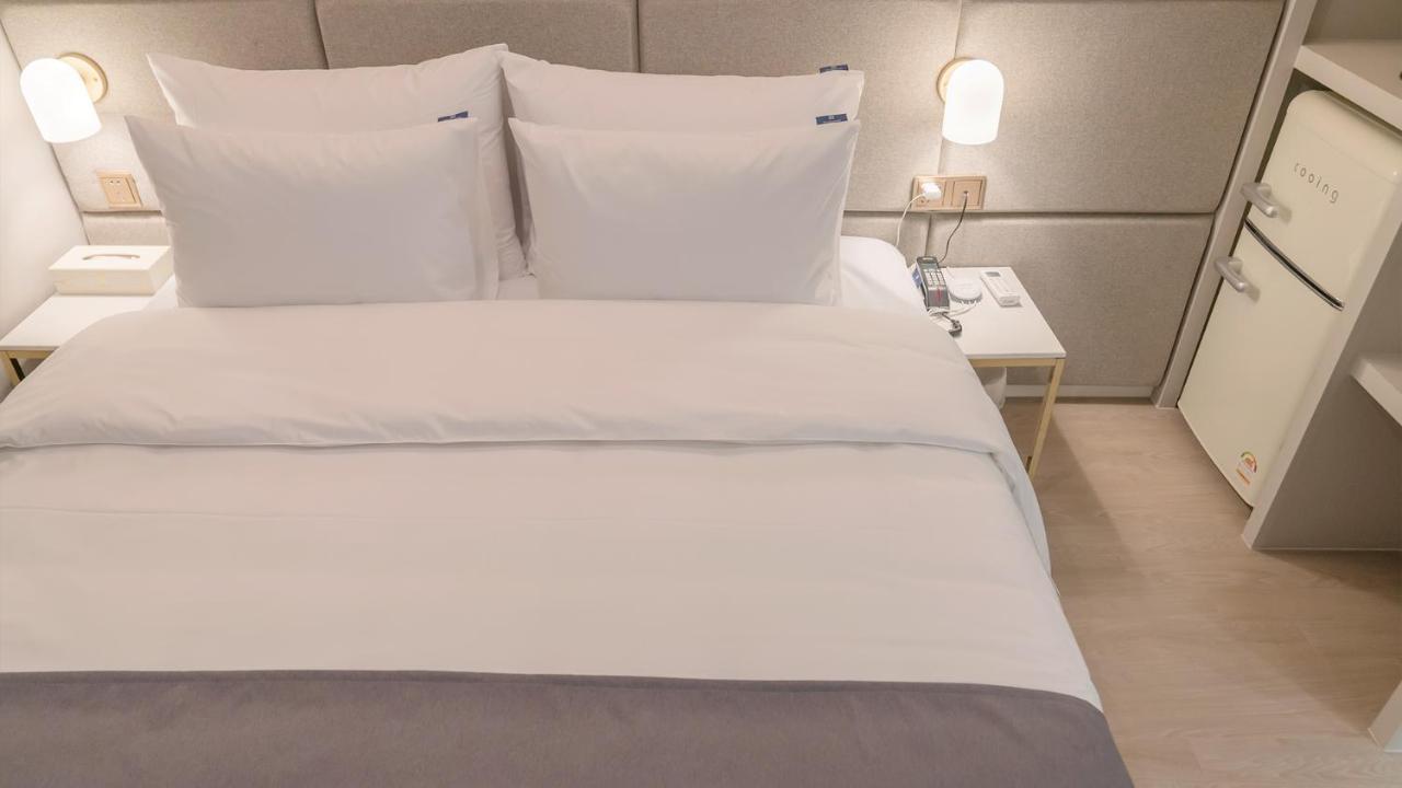 Denbasta Central Hotel Seomyeon Busan Eksteriør billede