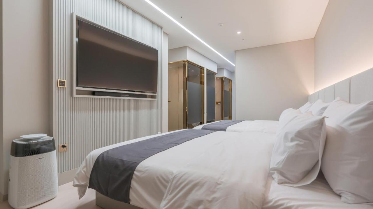 Denbasta Central Hotel Seomyeon Busan Eksteriør billede