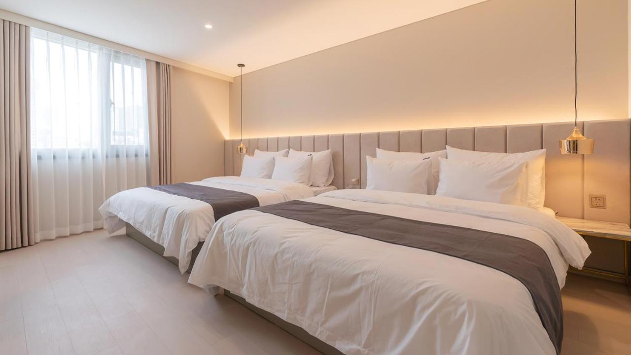 Denbasta Central Hotel Seomyeon Busan Eksteriør billede