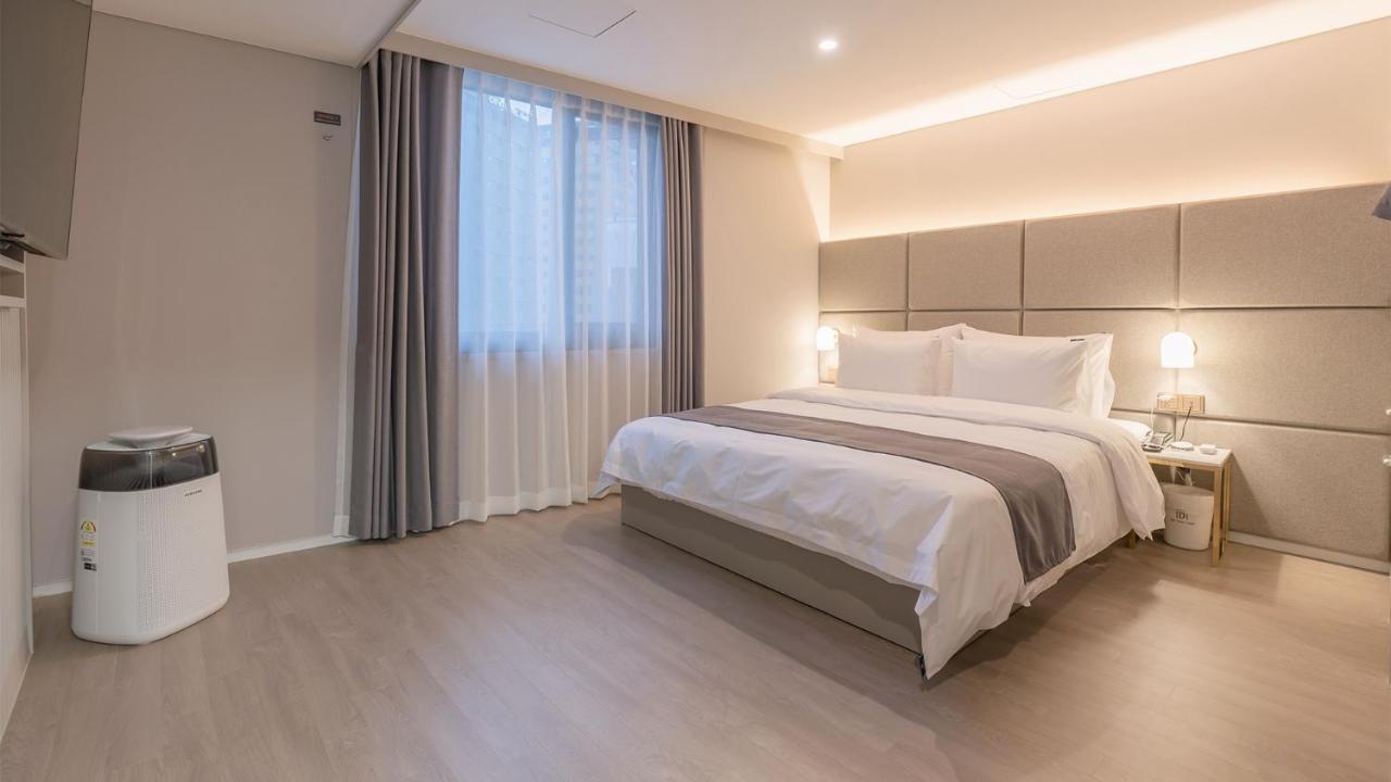 Denbasta Central Hotel Seomyeon Busan Eksteriør billede